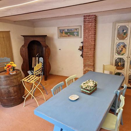 Mister Barolo Apartments Langhe Новелло Экстерьер фото