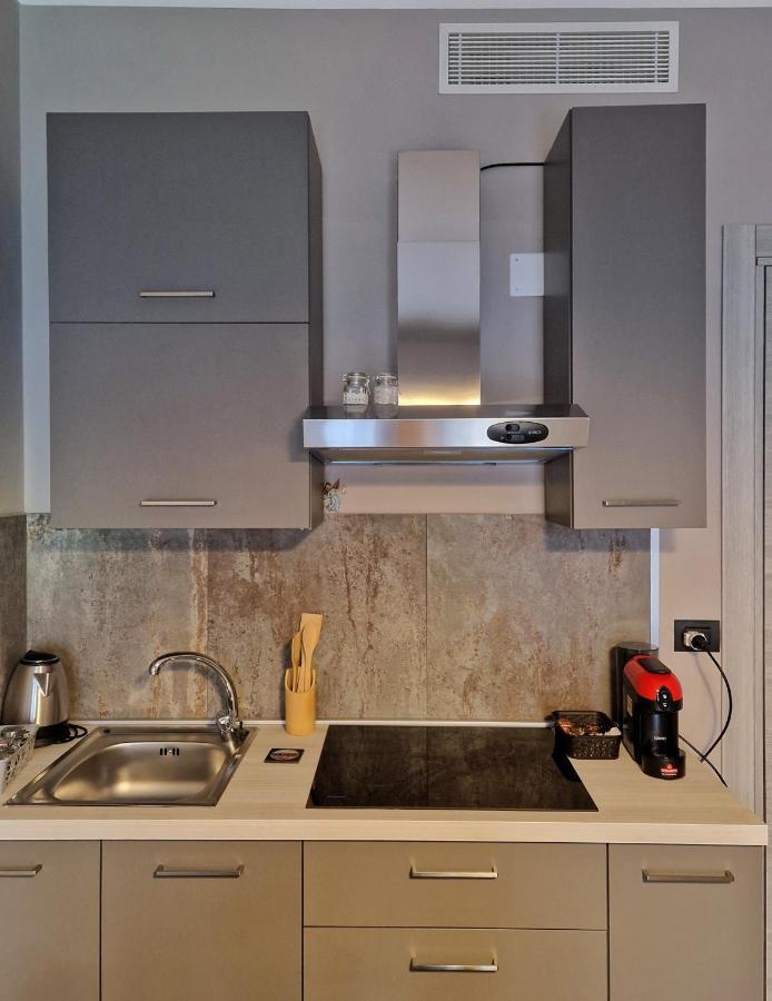 Mister Barolo Apartments Langhe Новелло Экстерьер фото