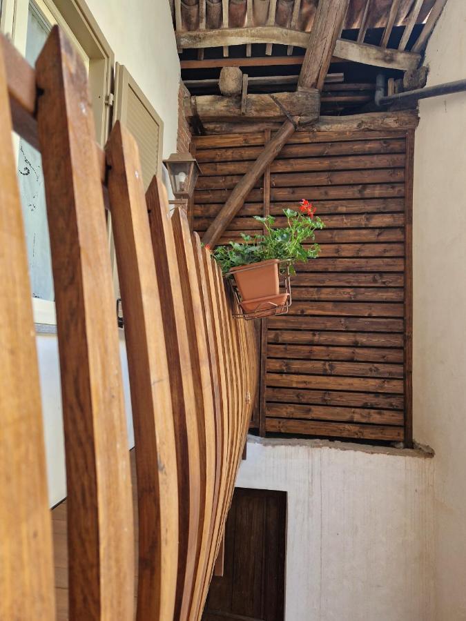 Mister Barolo Apartments Langhe Новелло Экстерьер фото