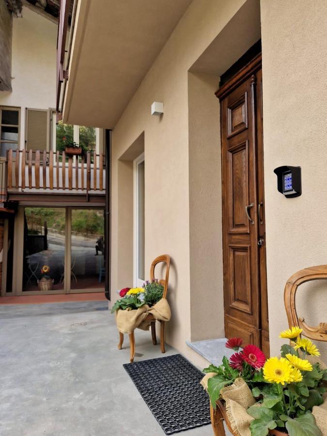 Mister Barolo Apartments Langhe Новелло Экстерьер фото