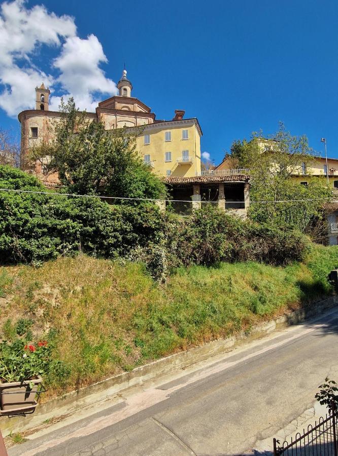 Mister Barolo Apartments Langhe Новелло Экстерьер фото