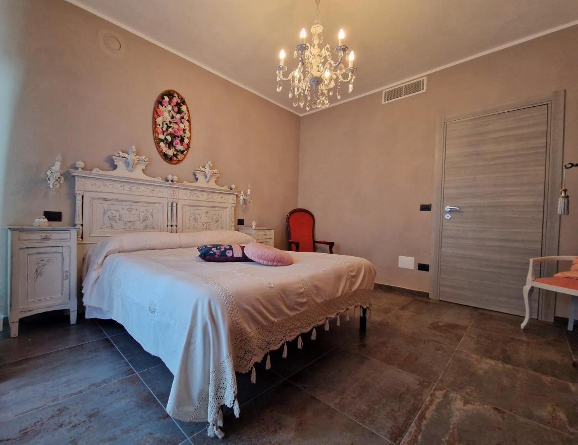 Mister Barolo Apartments Langhe Новелло Экстерьер фото